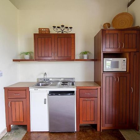 Almond Tree Hotel Resort Corozal Bagian luar foto