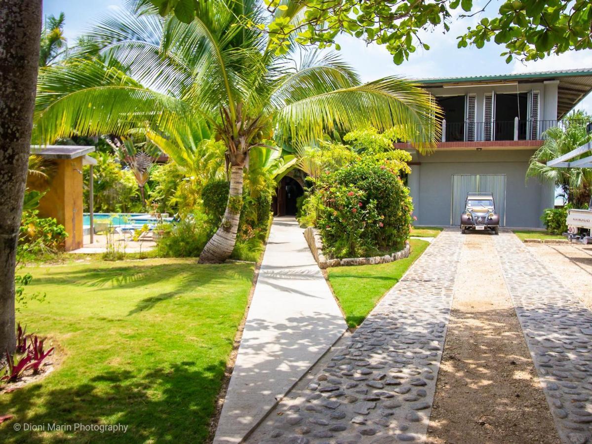 Almond Tree Hotel Resort Corozal Bagian luar foto