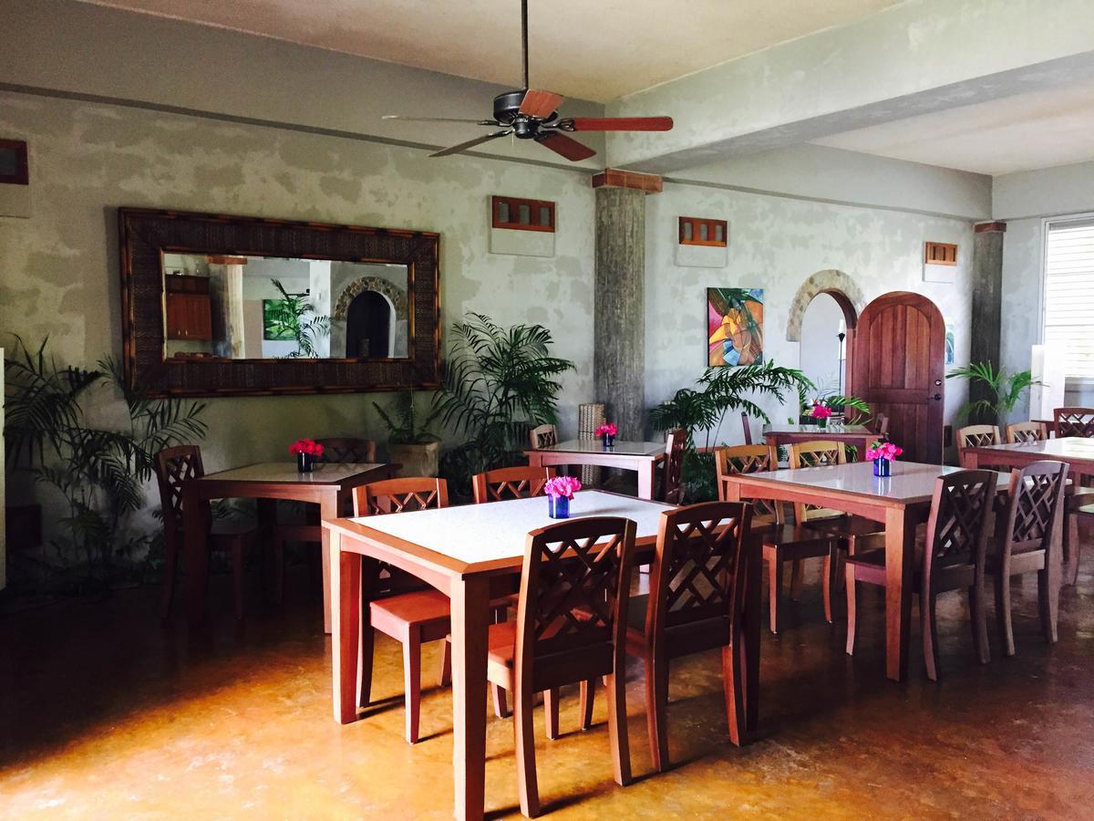 Almond Tree Hotel Resort Corozal Bagian luar foto