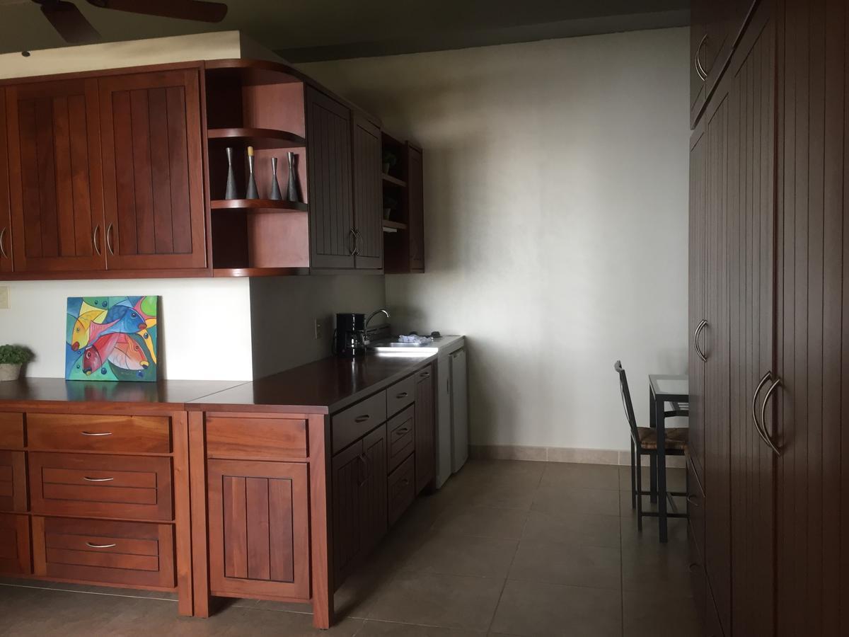 Almond Tree Hotel Resort Corozal Bagian luar foto