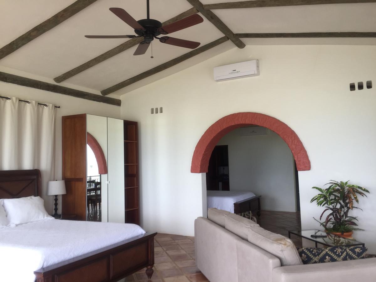 Almond Tree Hotel Resort Corozal Bagian luar foto