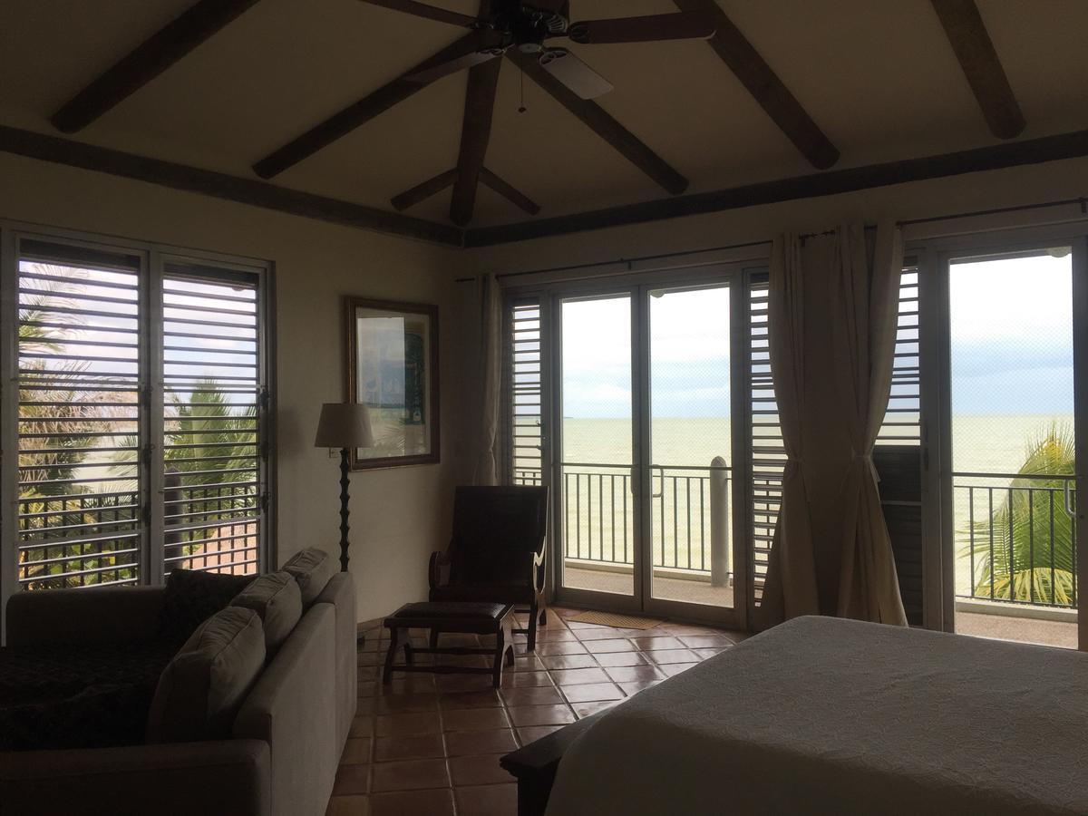 Almond Tree Hotel Resort Corozal Bagian luar foto