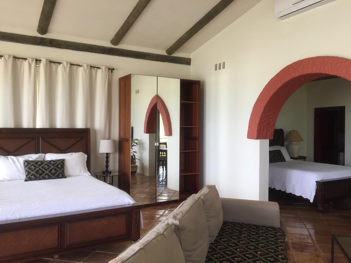 Almond Tree Hotel Resort Corozal Bagian luar foto