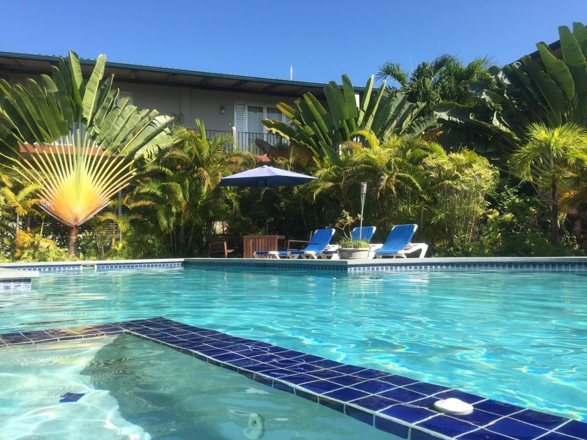 Almond Tree Hotel Resort Corozal Bagian luar foto