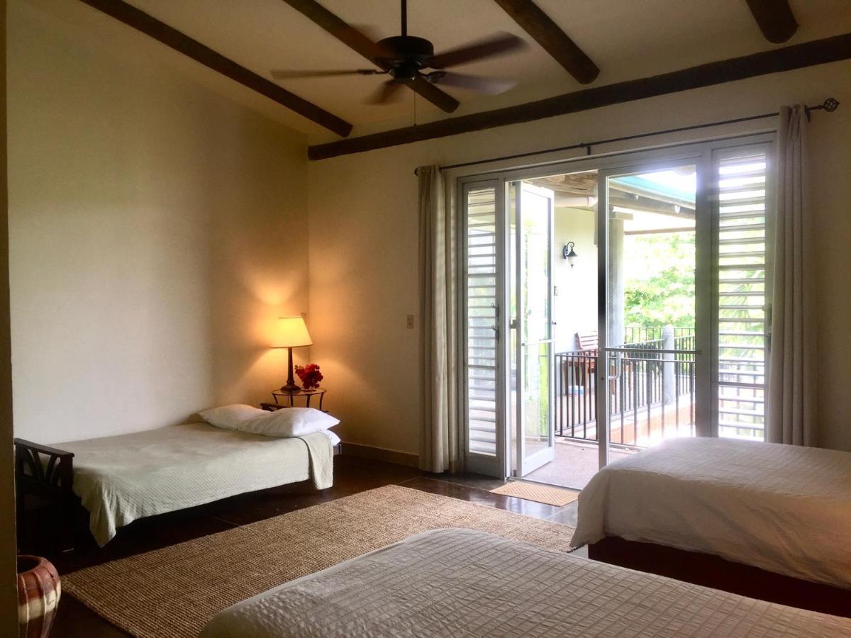 Almond Tree Hotel Resort Corozal Bagian luar foto